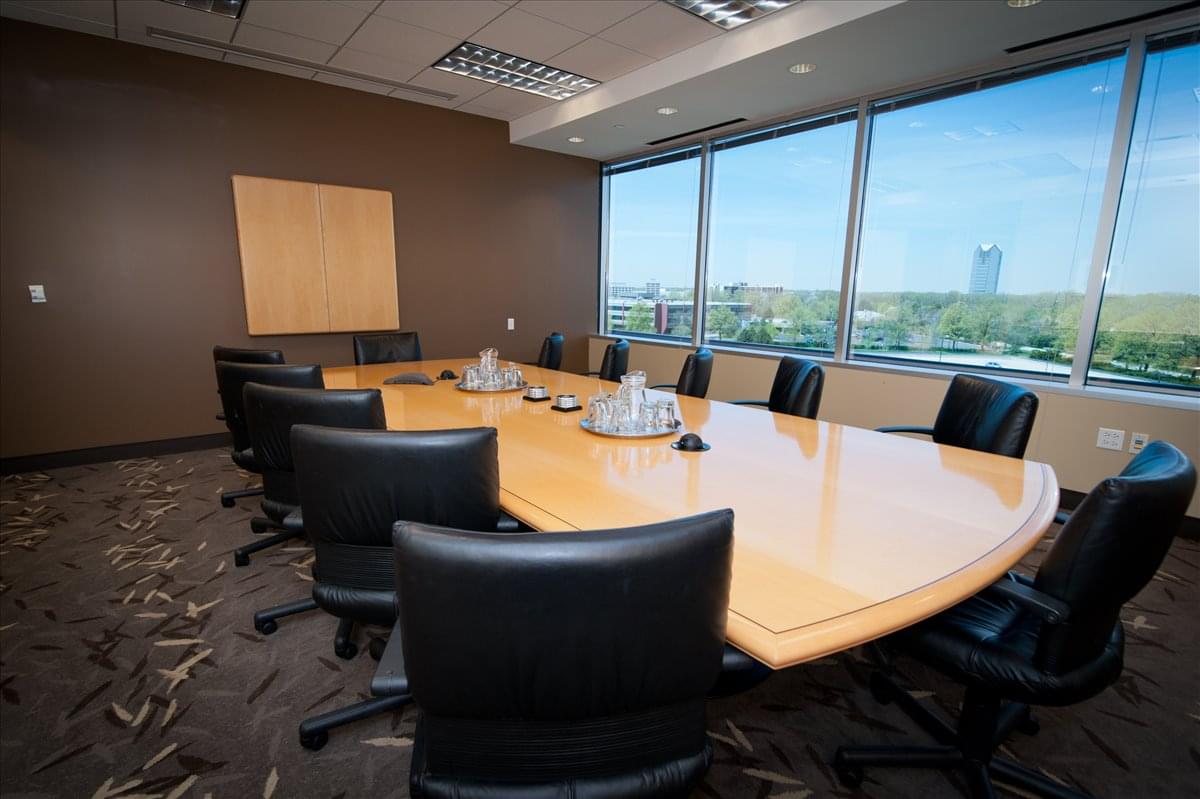 Office for Rent on Oak Brook Pointe, 700 Commerce Dr Oak Brook